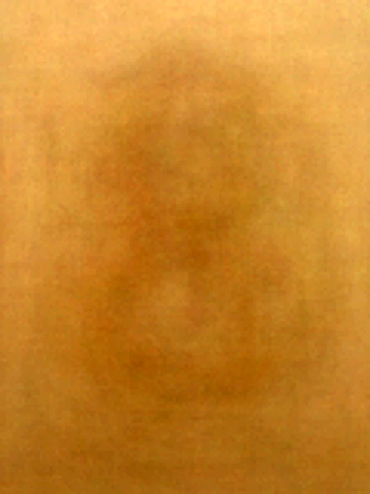 The median photograph, stretched