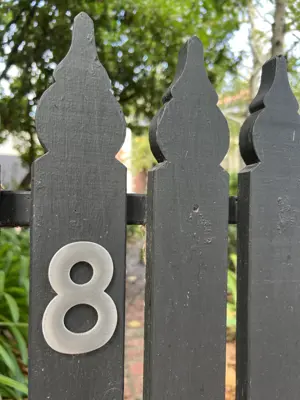 A found 8 in Melbourne