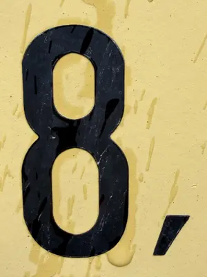 A found 8 in Longyearbyen
