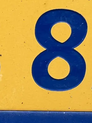 A found 8 in Hong Kong