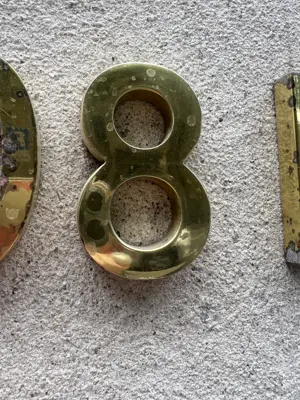 A found 8 in Melbourne