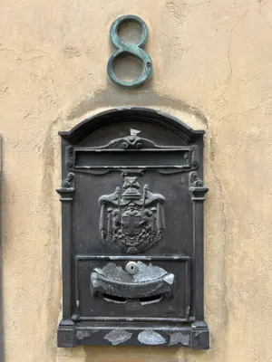 A found 8 in Bergamo