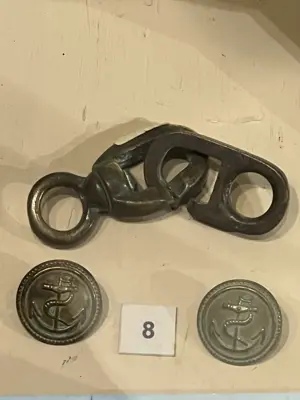 A found 8 in Hydra