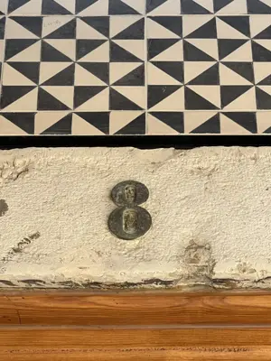 A found 8 in Lisbon