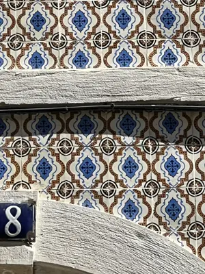 A found 8 in Lisbon