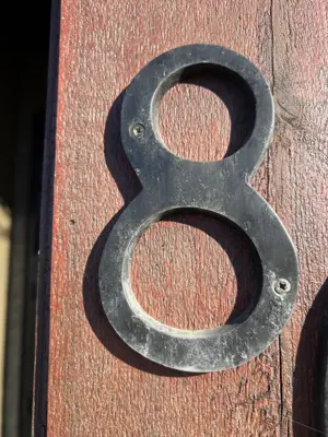 A found 8 in Gabriola