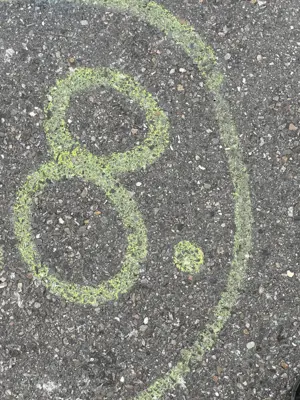 A found 8 in Zürich