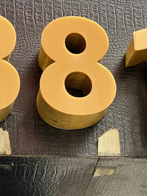 A found 8 in Hong Kong